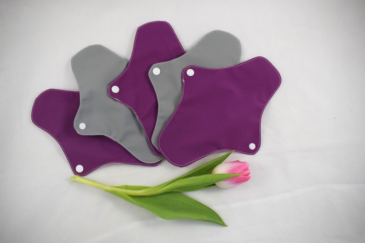 Absorbant intim lavabil din bumbac, regular, normal, set 5 bucati model surpriza- 22 cm - imagine 2